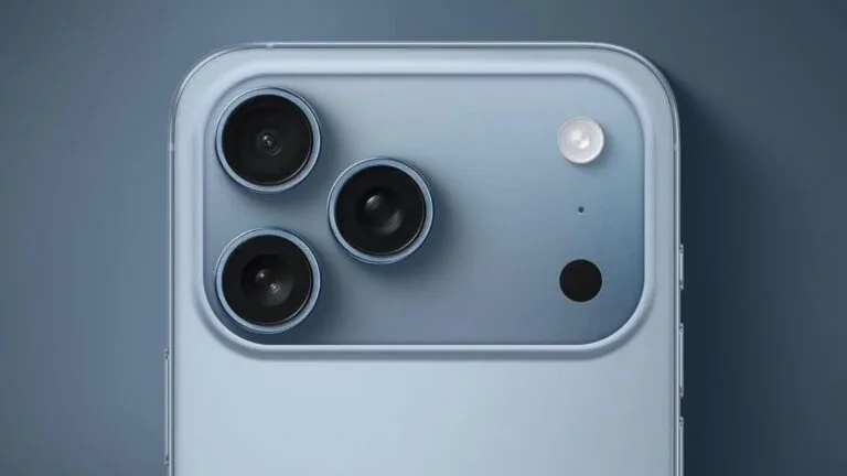 iPhone 17